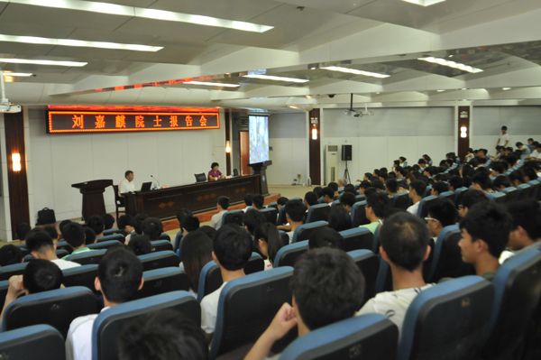 http://www.ayit.edu.cn/_mediafile/ayit/2015/05/29/19r0kgkitb.jpg